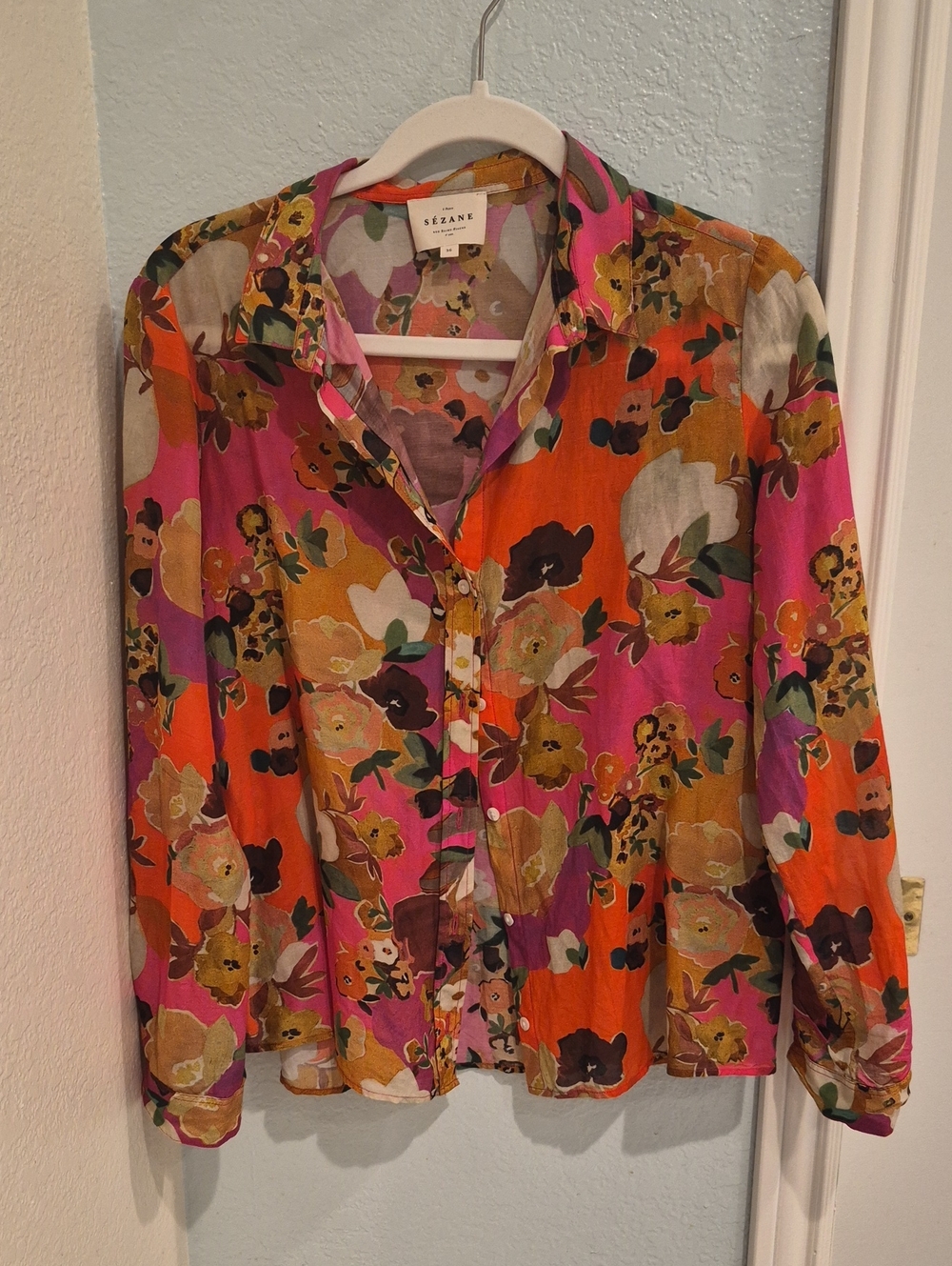 Sézane Floral Button-Up Pierro Blouse in Pink & Orange